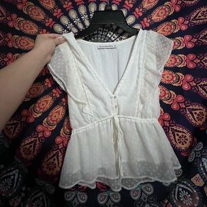 white formal shirt . american eagle . size : xs . worn only twice